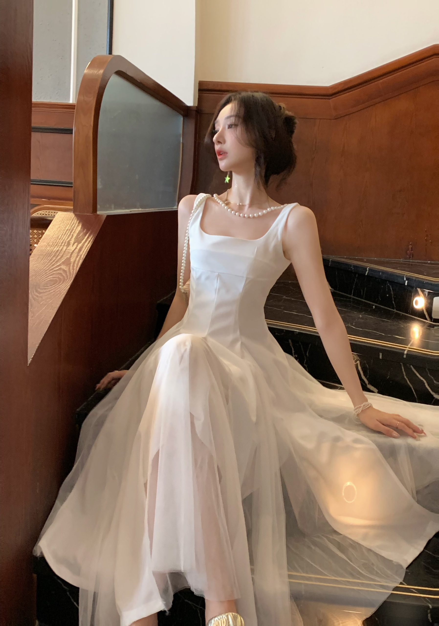 White Sling Dress Women New Mesh Puffy Fairy High-End Certificate Long Dress