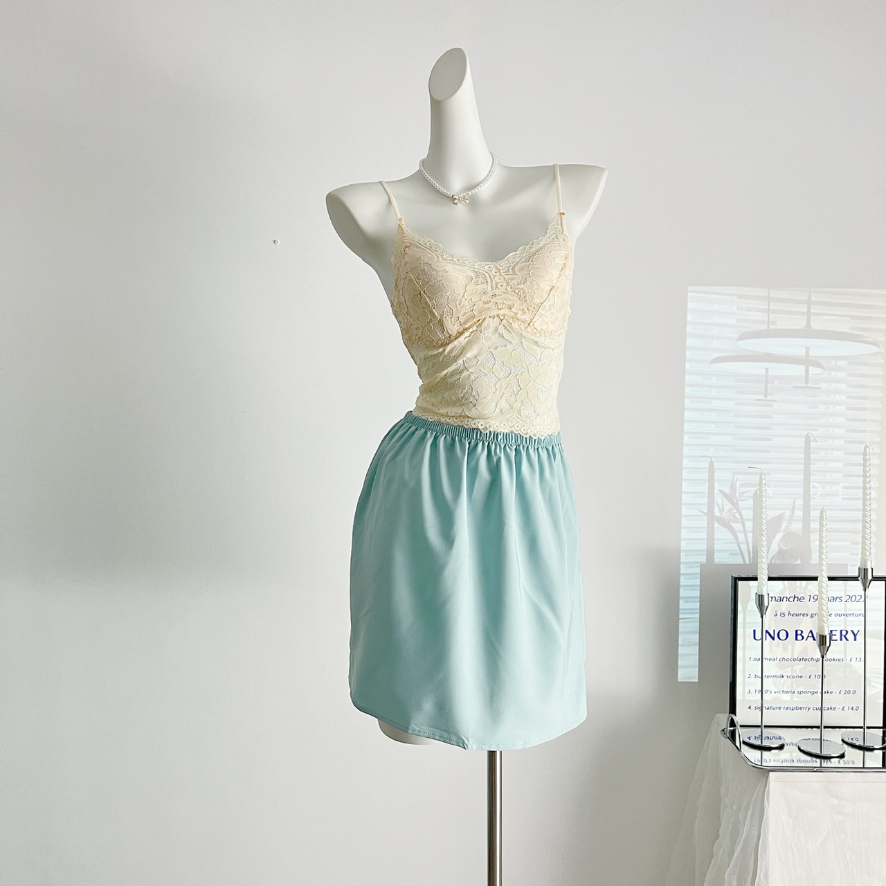 French Mint Green Lace Bubble Sleeve Mermaid Dress Set - Image 3