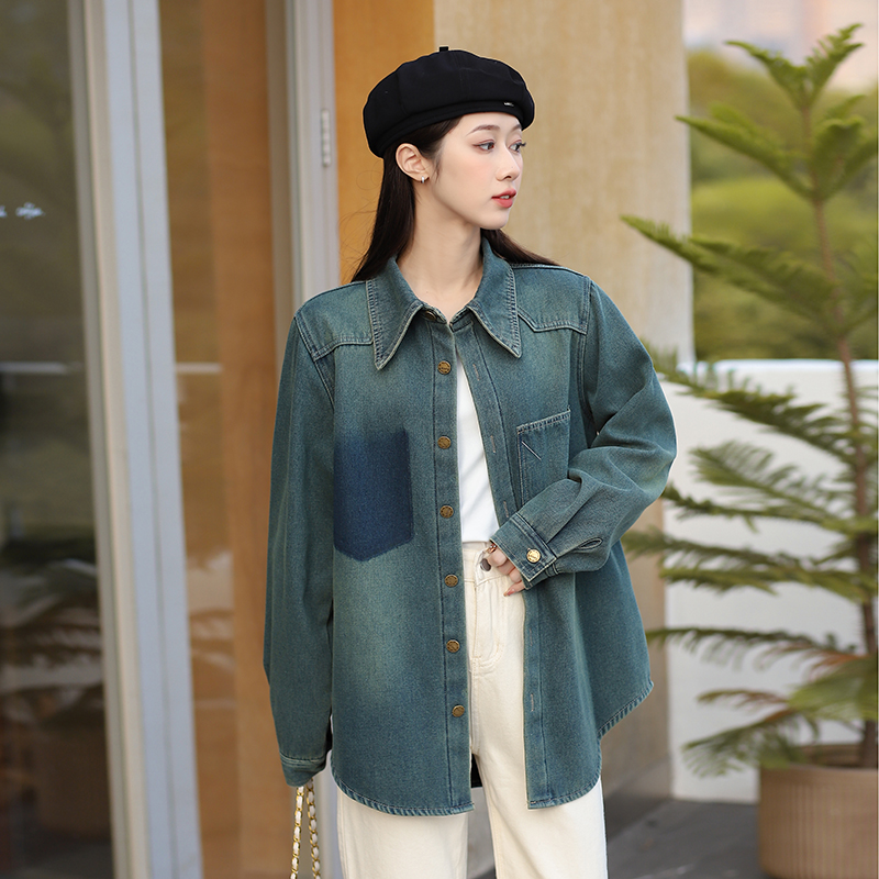 Women's Winter Fleece-Lined Denim Shirt Jacket Vintage Blue Korean Style - Image 4